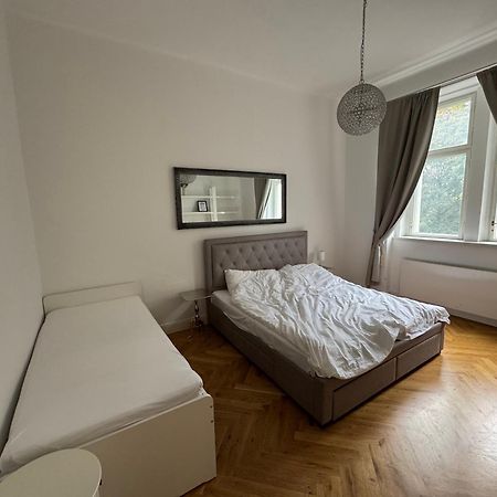 Prague Days - Family Friendly - Super Bright - Old Town Apartment ภายนอก รูปภาพ